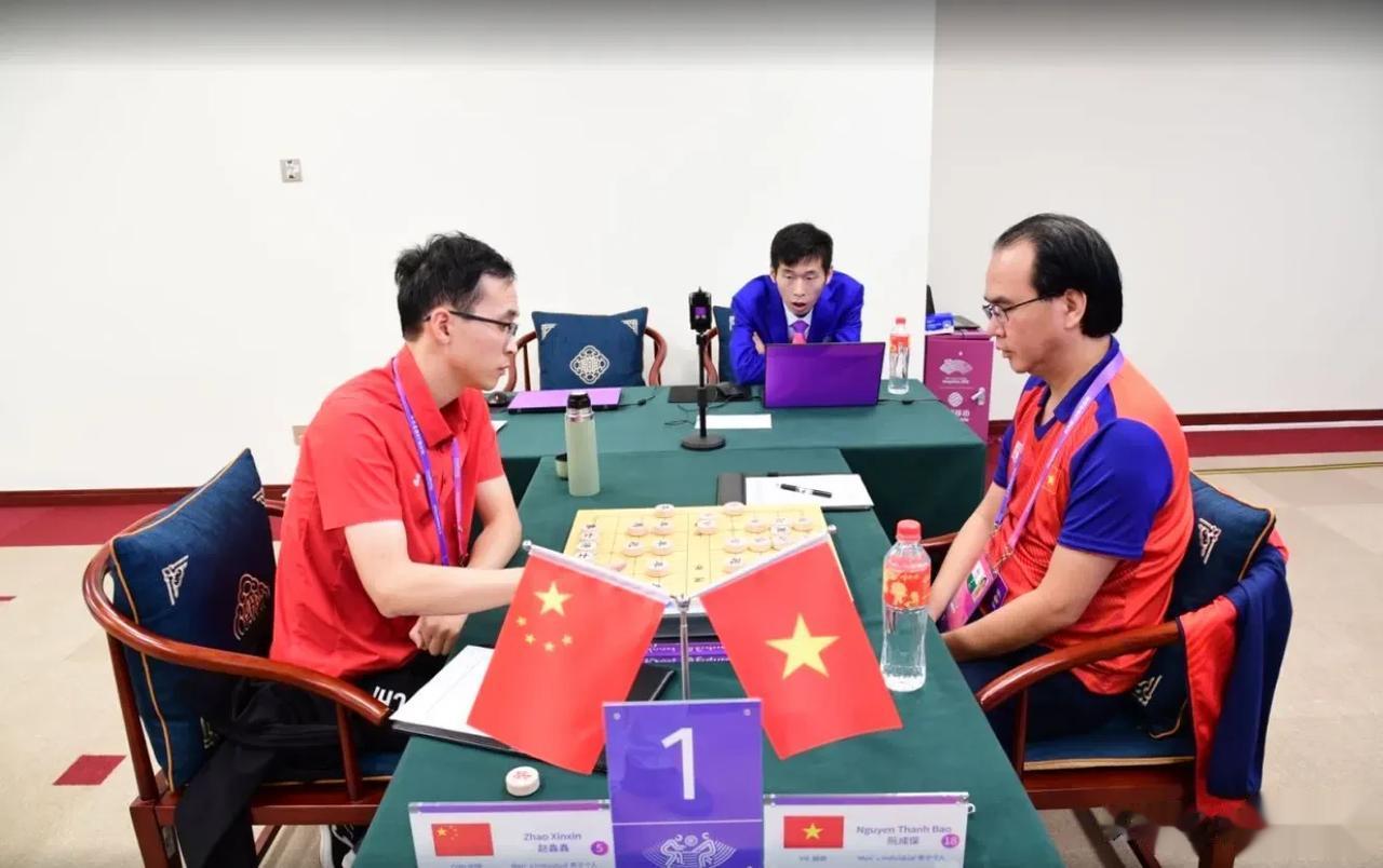 亚运会象棋项目个人赛棋手风采#亚运会# #杭州亚运会象棋# #象棋娘娘#