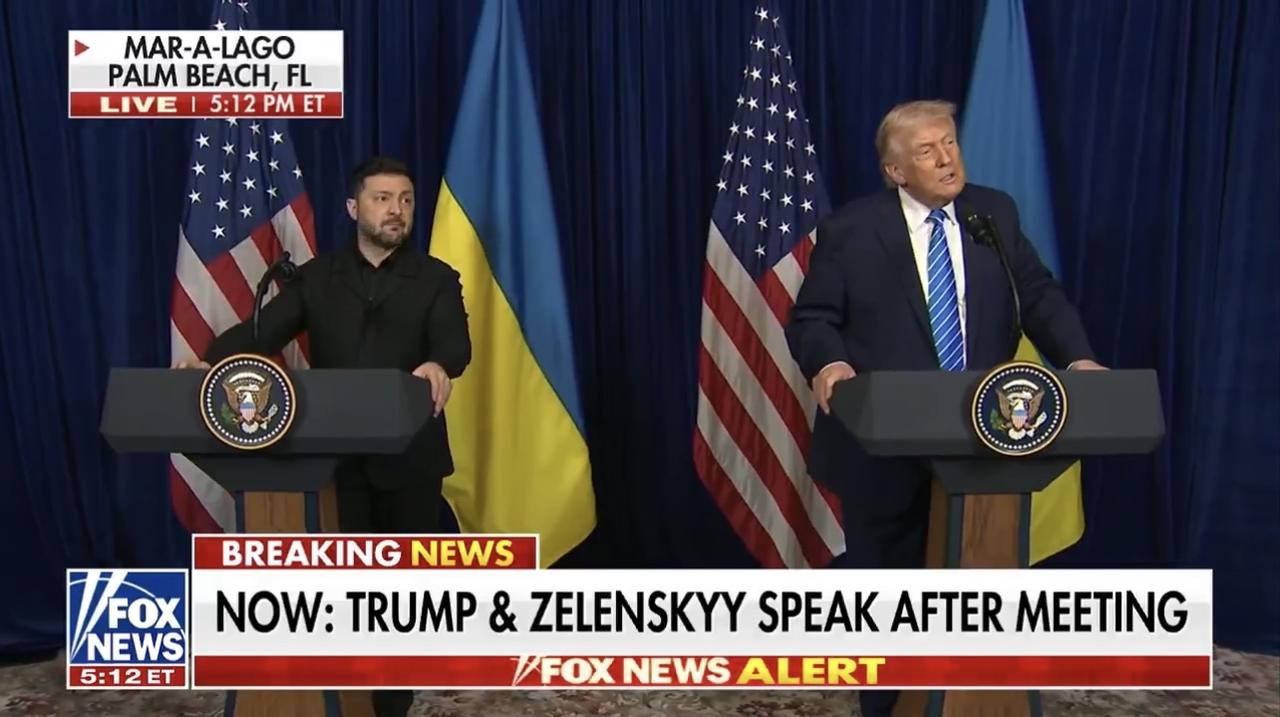 记者：“有人说俄罗斯最近对乌克兰的袭击表明普京并不真心想要和平。”

特朗普：“