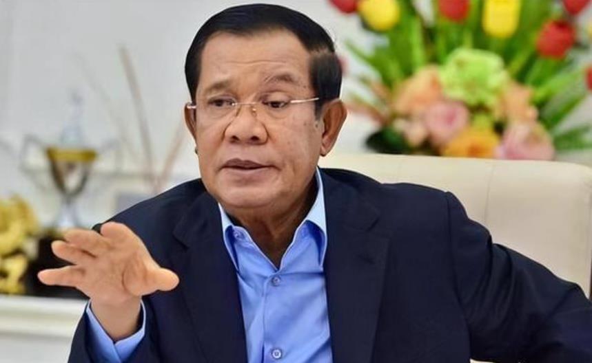 本来柬埔寨可以依靠东方大哥天天吃香喝辣的，

桥梁、运河、海港、道路通通帮你建好