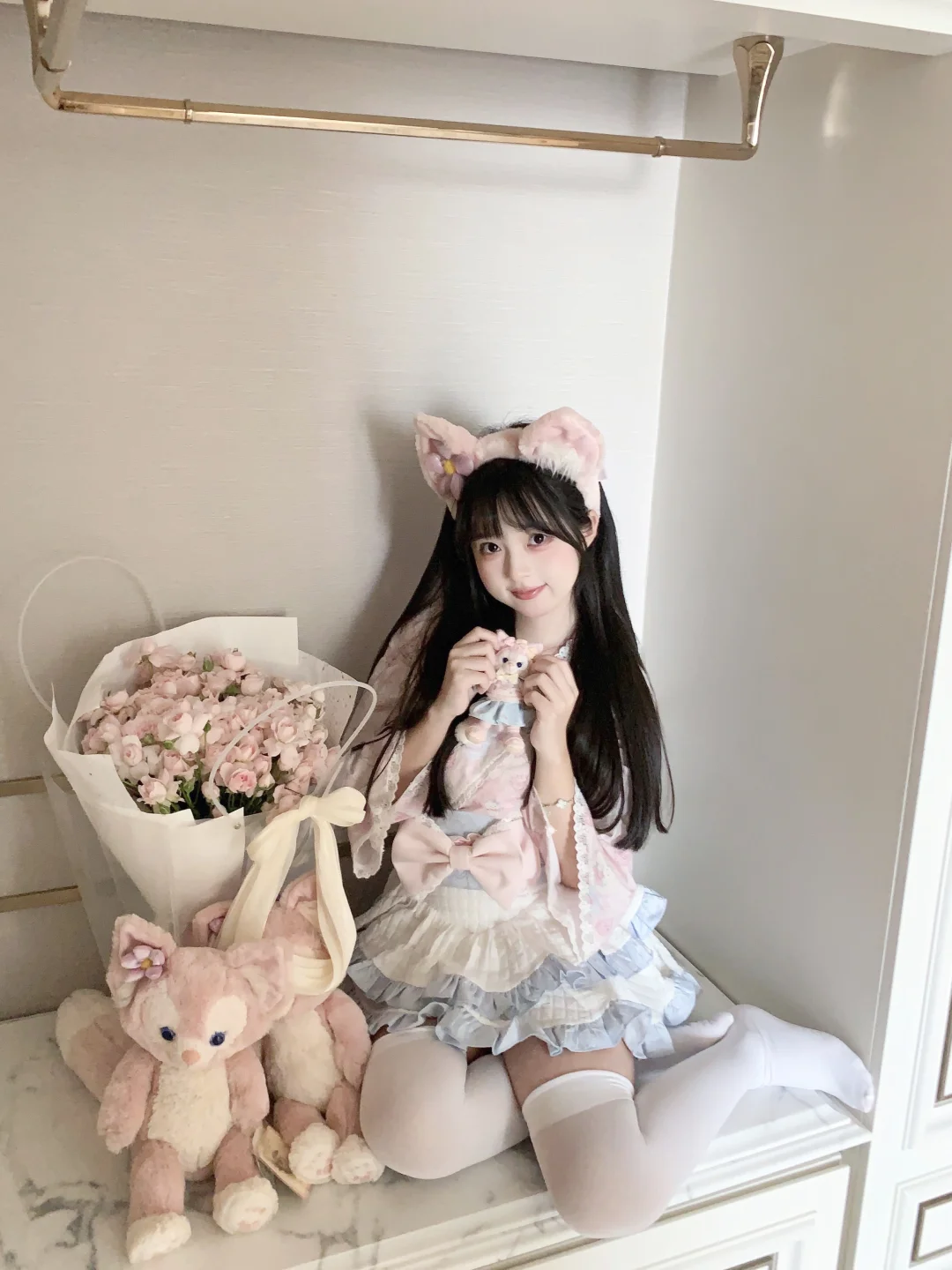 人呢?放块小蛋糕在这忽悠谁(ฅ>ω<*ฅ)