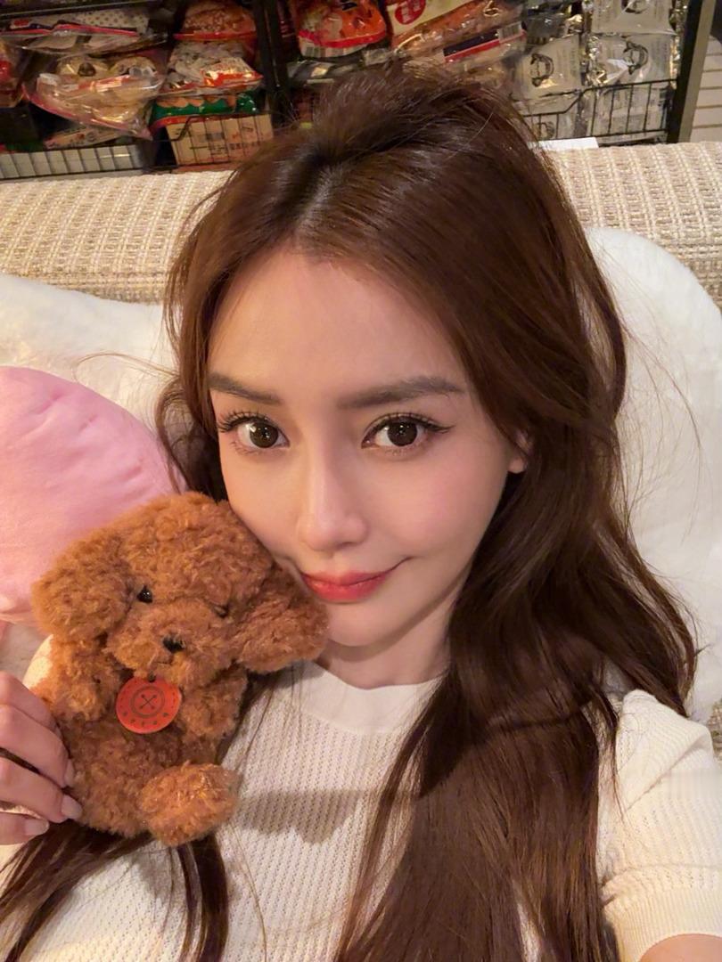 angelababy [心]杨颖 【七夕观颖】抽卡活动最后一天！将将们都抽齐了吗