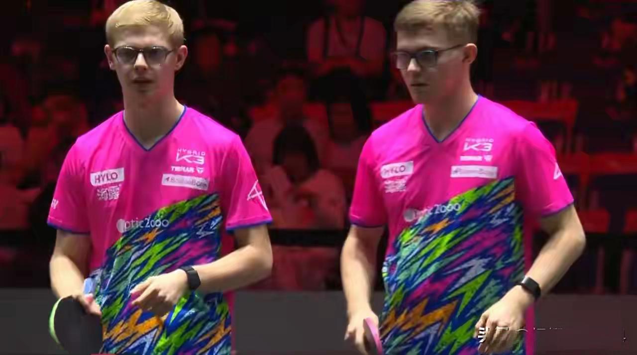 【太猛了！勒布伦兄弟获得2026新加坡大满贯男双冠军】势如破竹，艾利克斯/菲利克