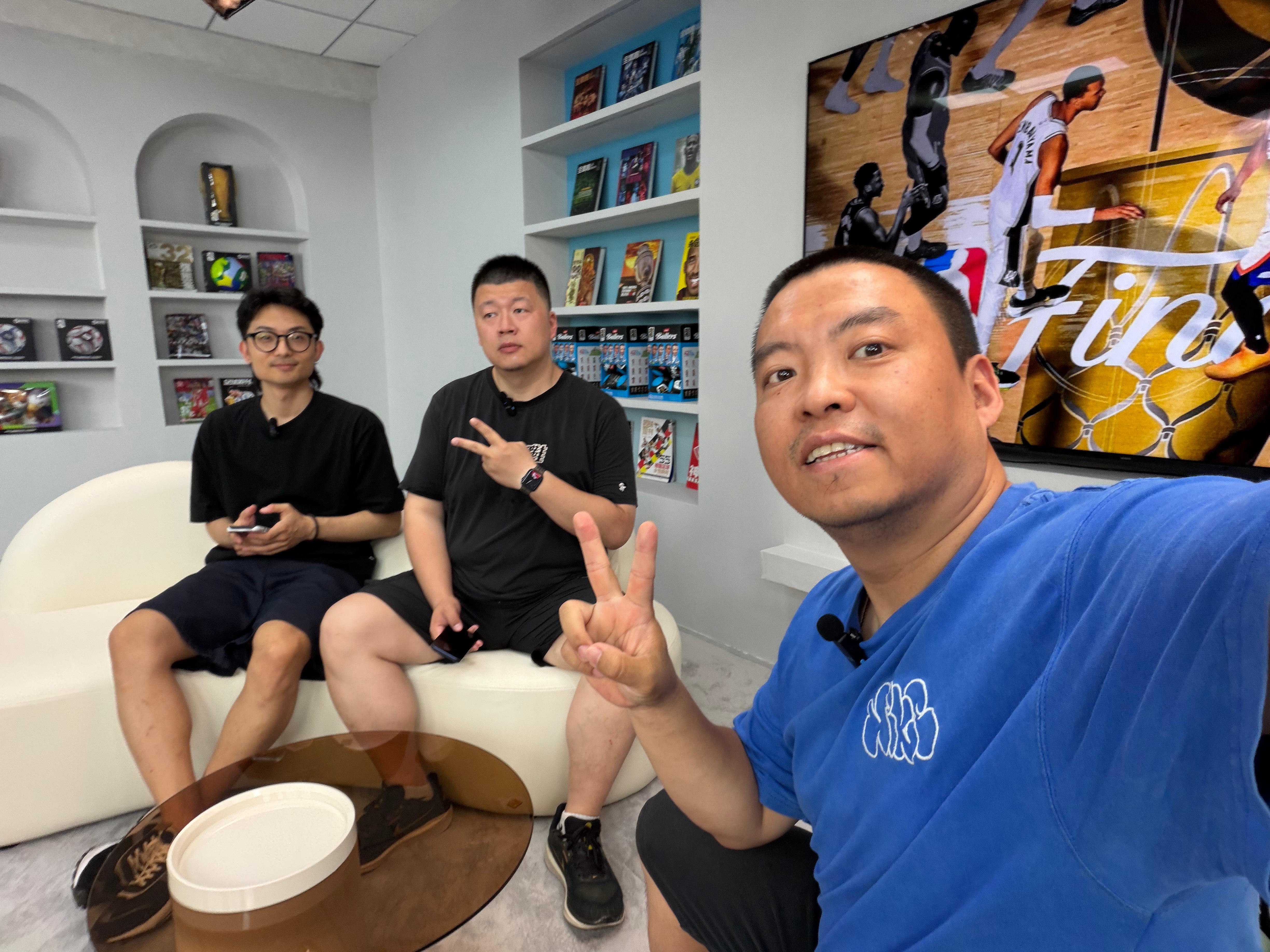 13点15做个直播，总决赛前瞻。抖音和B站，搜索体坛篮球秀。 
