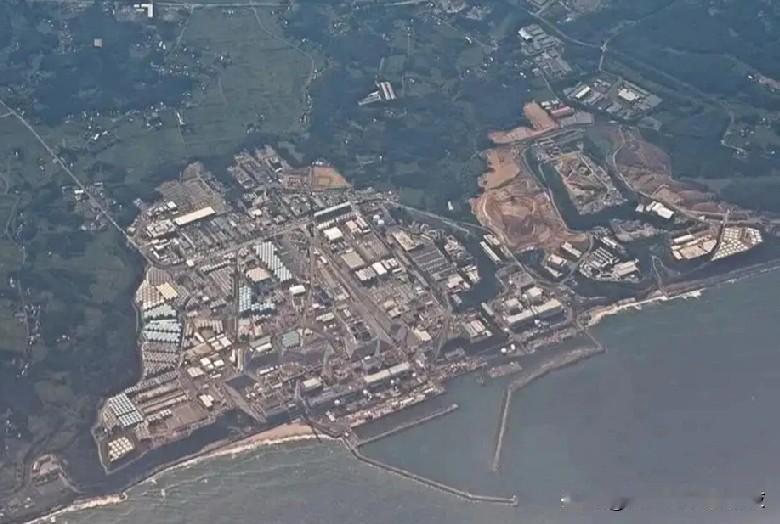 美官员称特朗普政府在委内瑞拉海岸劫持油轮。
路透华盛顿12月10日电——两名美国