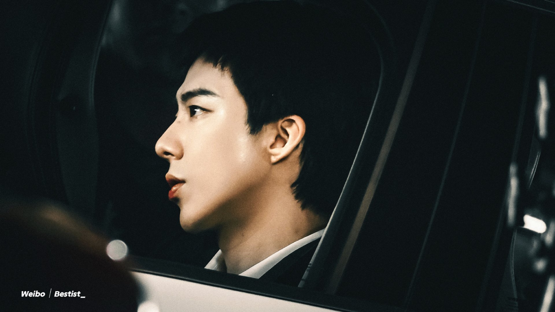 有边界感、有原则、有担当，情绪稳定天花板，细节全是戏～刘宇宁