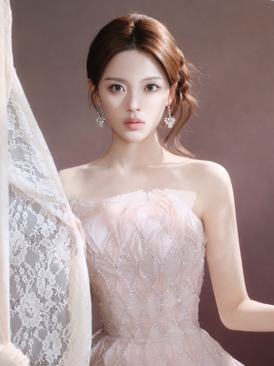 和fans在友好交流 发生了什么？