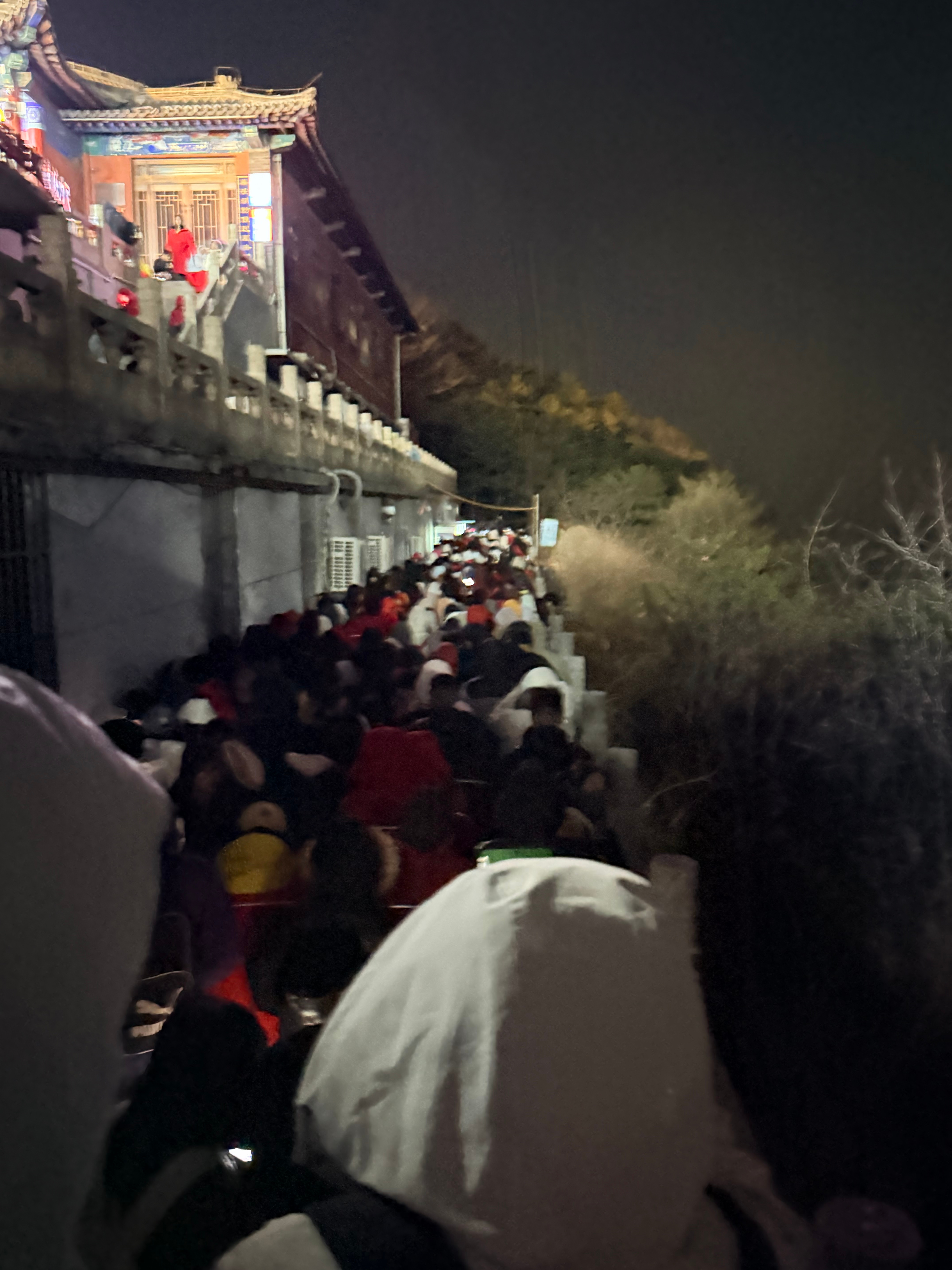 你猜这是在干嘛？ 泰安·泰山风景名胜区