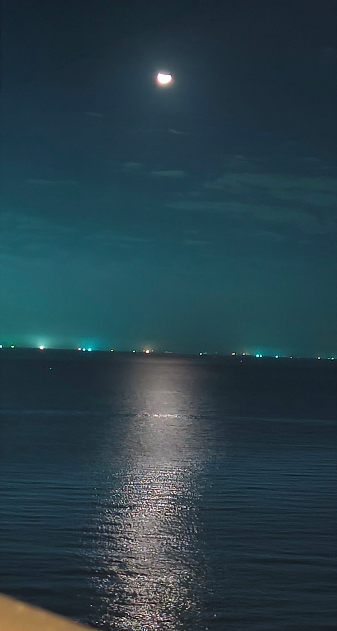 杨鸣 辞职清风拂山岗，明月照大江。就算全输光，你也不要慌不要只看到辽篮的冠军，就