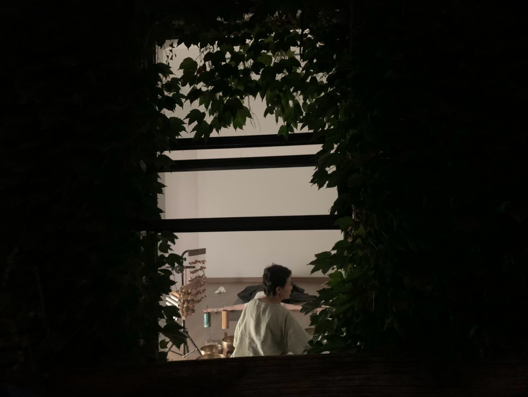 几日碎记📒开了2001年易武古树生普，口感温润，和熟普很像，茶汤干净顺滑，喝着