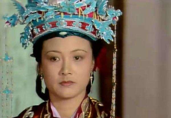诰命到底有多牛？

一品诰命夫人上街，地方知府得下轿行礼；亲王见了她，也得客客气