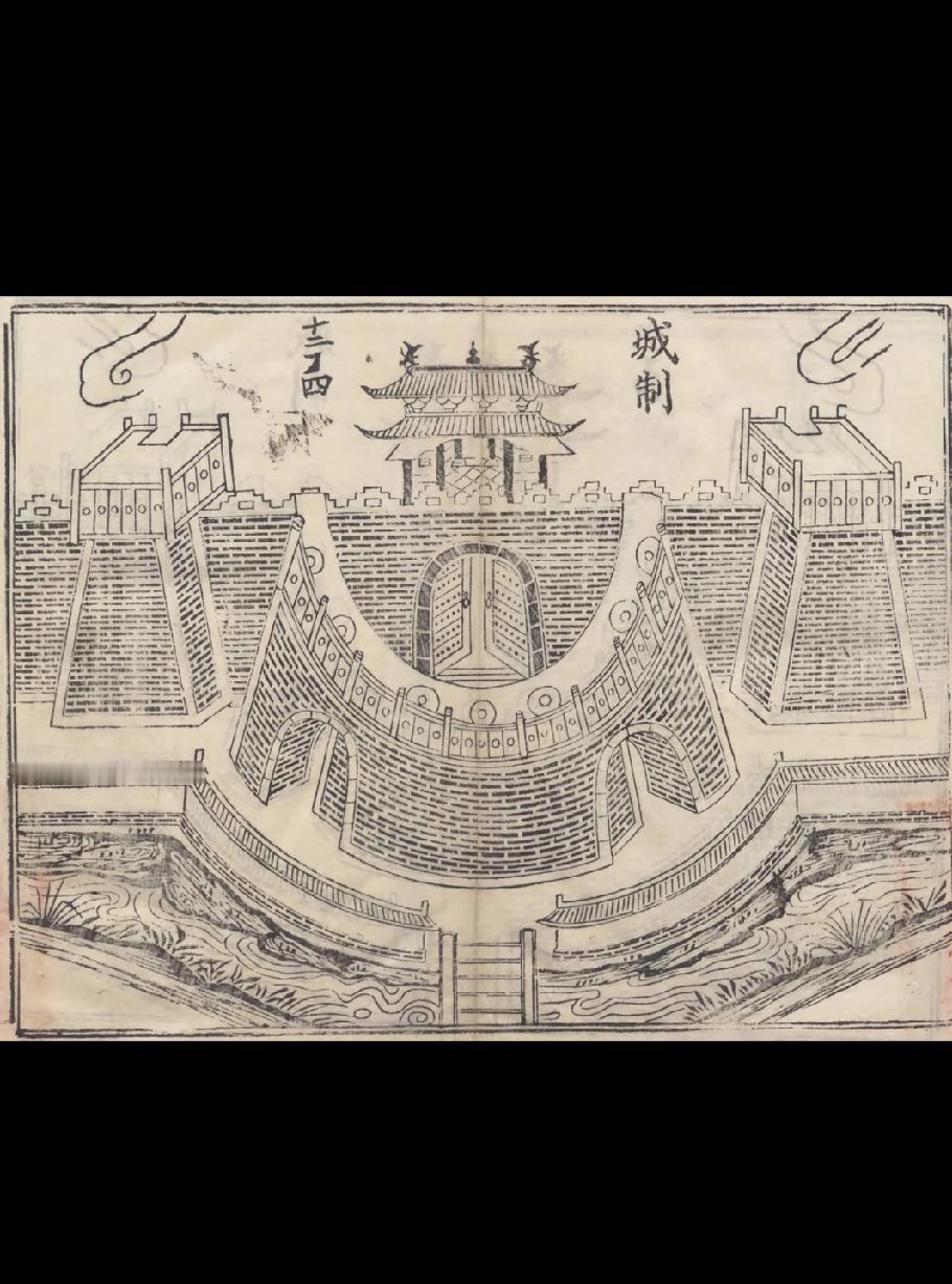 宋代的城池大抵如此。
赵匡胤陈桥驿兵变后做了皇帝，陈桥驿没多久就改名“班荆馆”了
