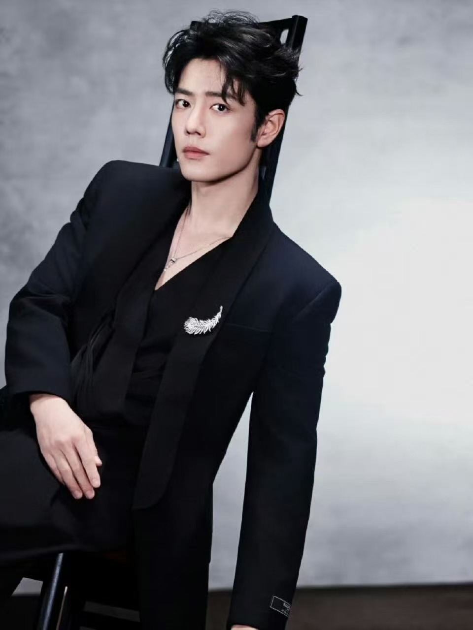 肖战潮酷男大范肖战从时尚之巅到品质盛典肖战从时尚之巅到品质盛典，从米兰到上海，肖