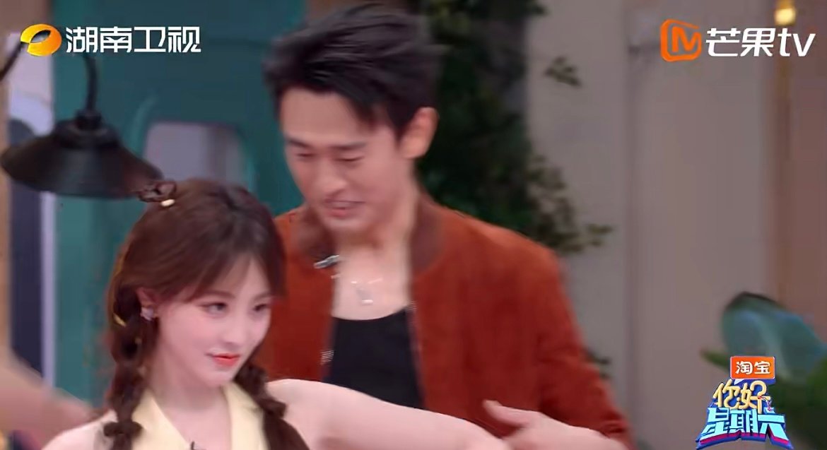 祝绪丹把舞跳出了掰手腕的架势和王天辰复刻舞台名场面，明明是温柔舞蹈，却被她跳出了