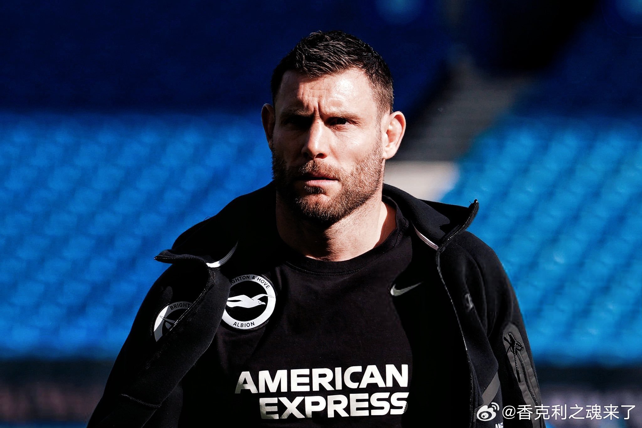 每日电讯报记者评论利物浦在体能上被一支拥有35岁老将维尔贝克（梅开二度）和40岁