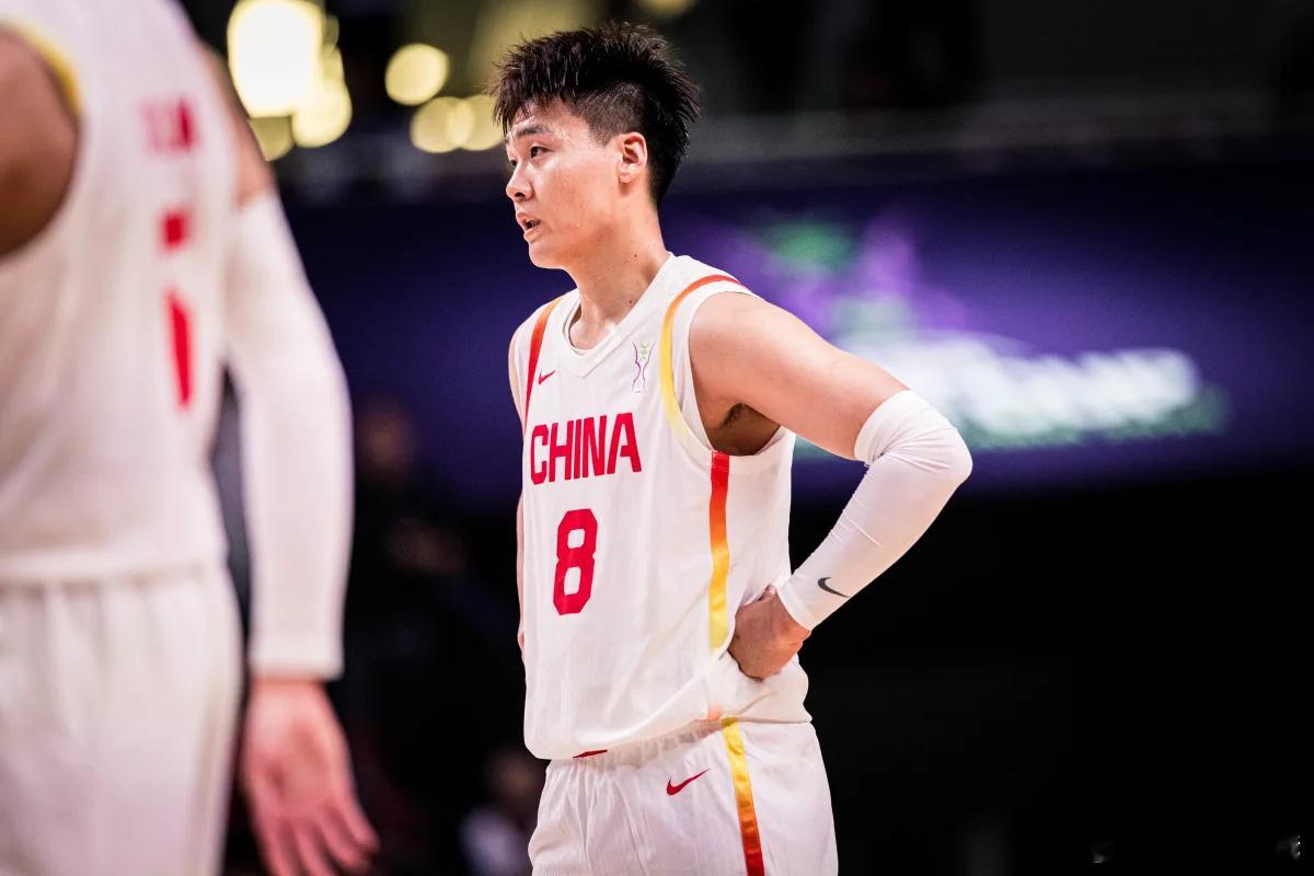 虽然我们最后以93-88力克东道主沙特阿拉伯，但这场比赛对于我们来说，还是暴露出
