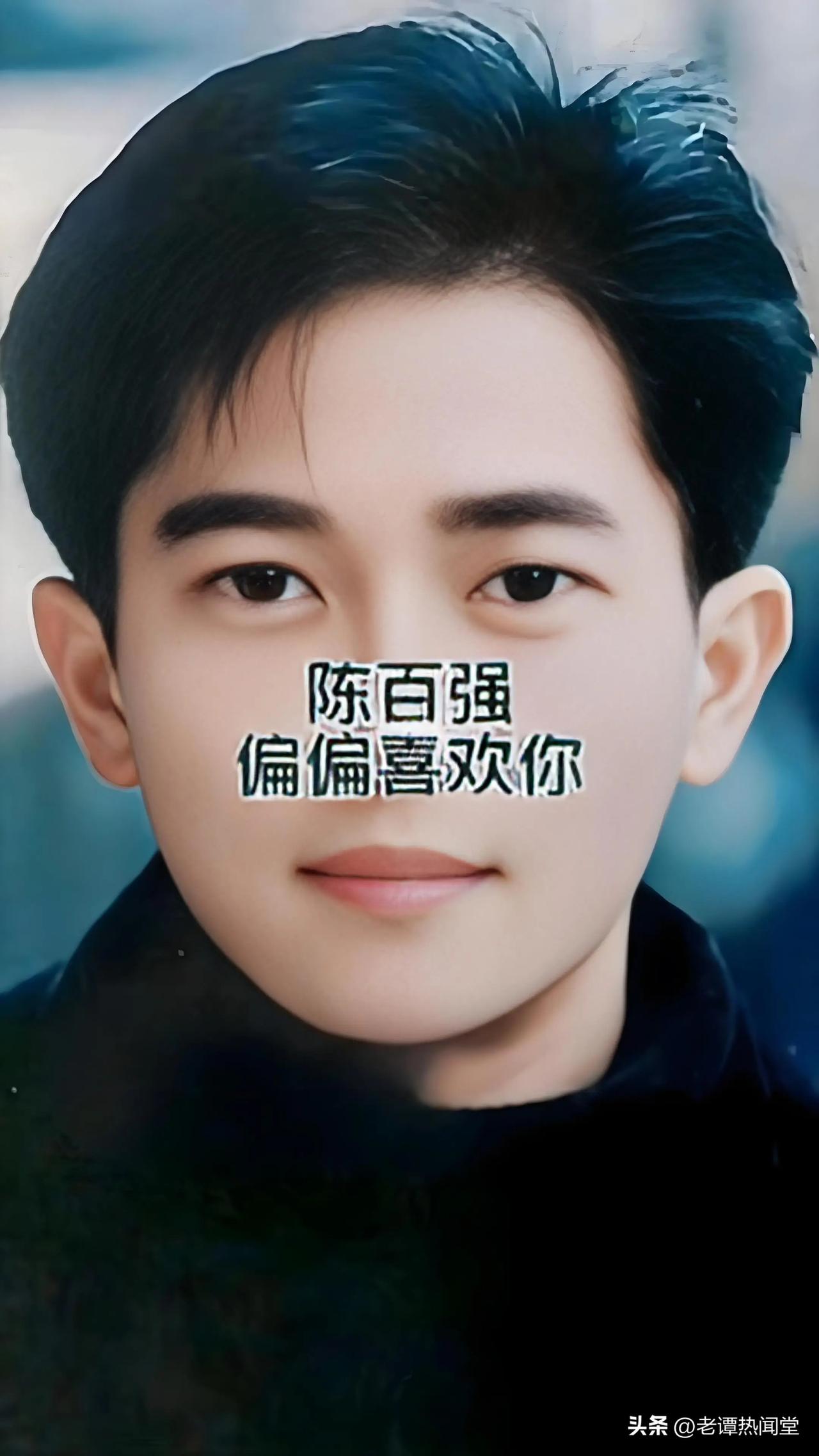  三十多年过去，再听偏偏喜欢你，多少中年人红了眼眶

熟悉的旋律一响起，是不是心