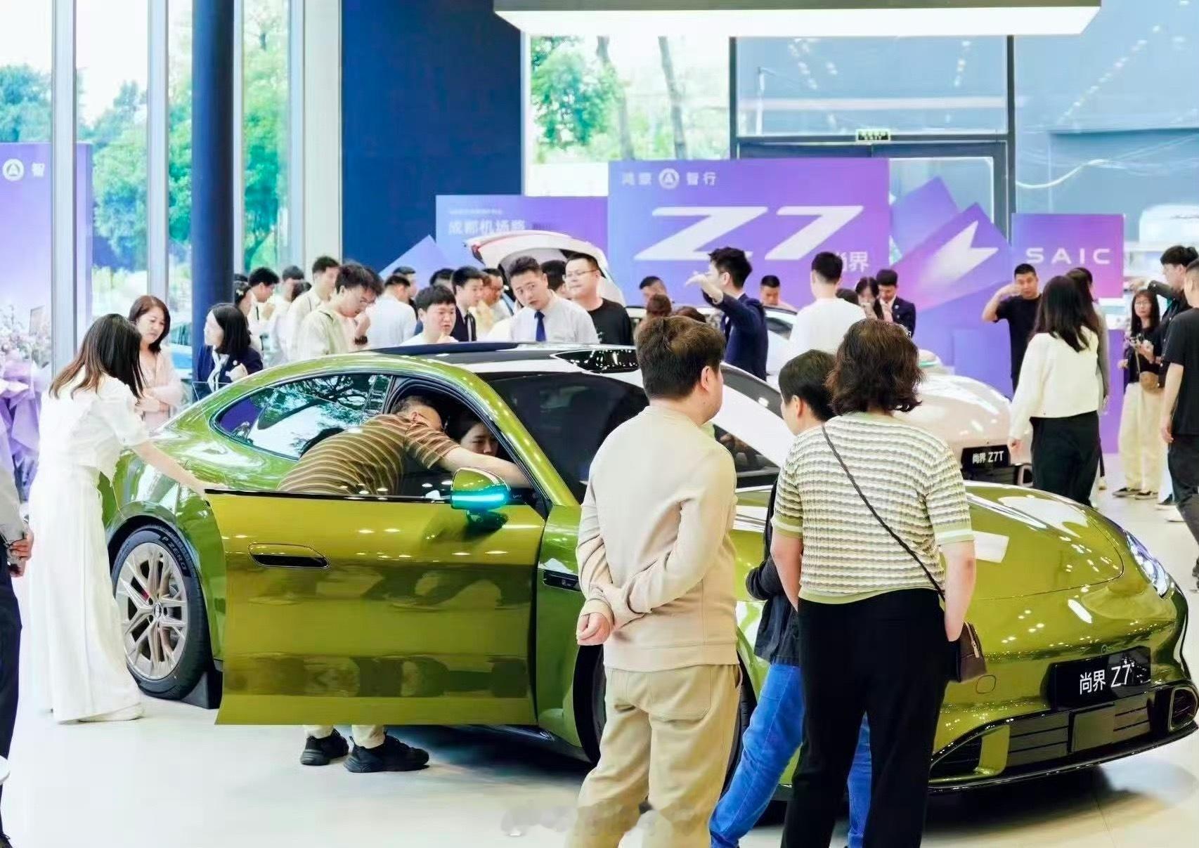 尚界Z7首销门店火爆从线上订单到线下门店，尚界Z7/Z7T的热度确实超出预期。2