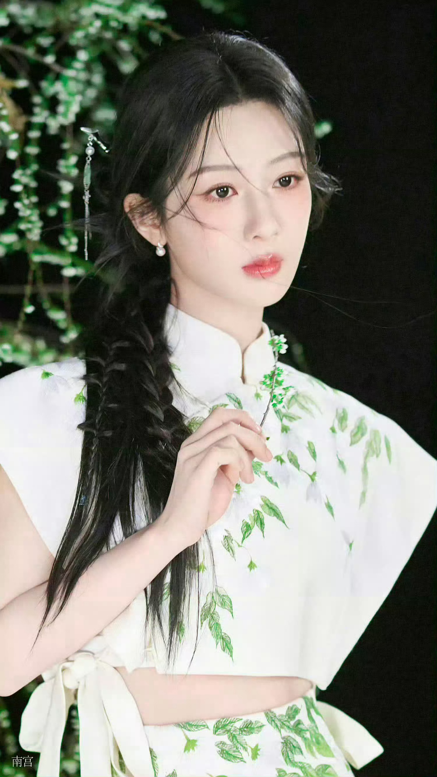 【玉兰花开君再来】明日官宣女频一杨紫旗袍紫将限定返场 角色董竹君欢迎来到演员杨紫