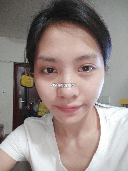 大嘴加宽印堂，懂得交际，为人处世落落大方不拘谨，很吃得开，因而在一些需要依靠交际