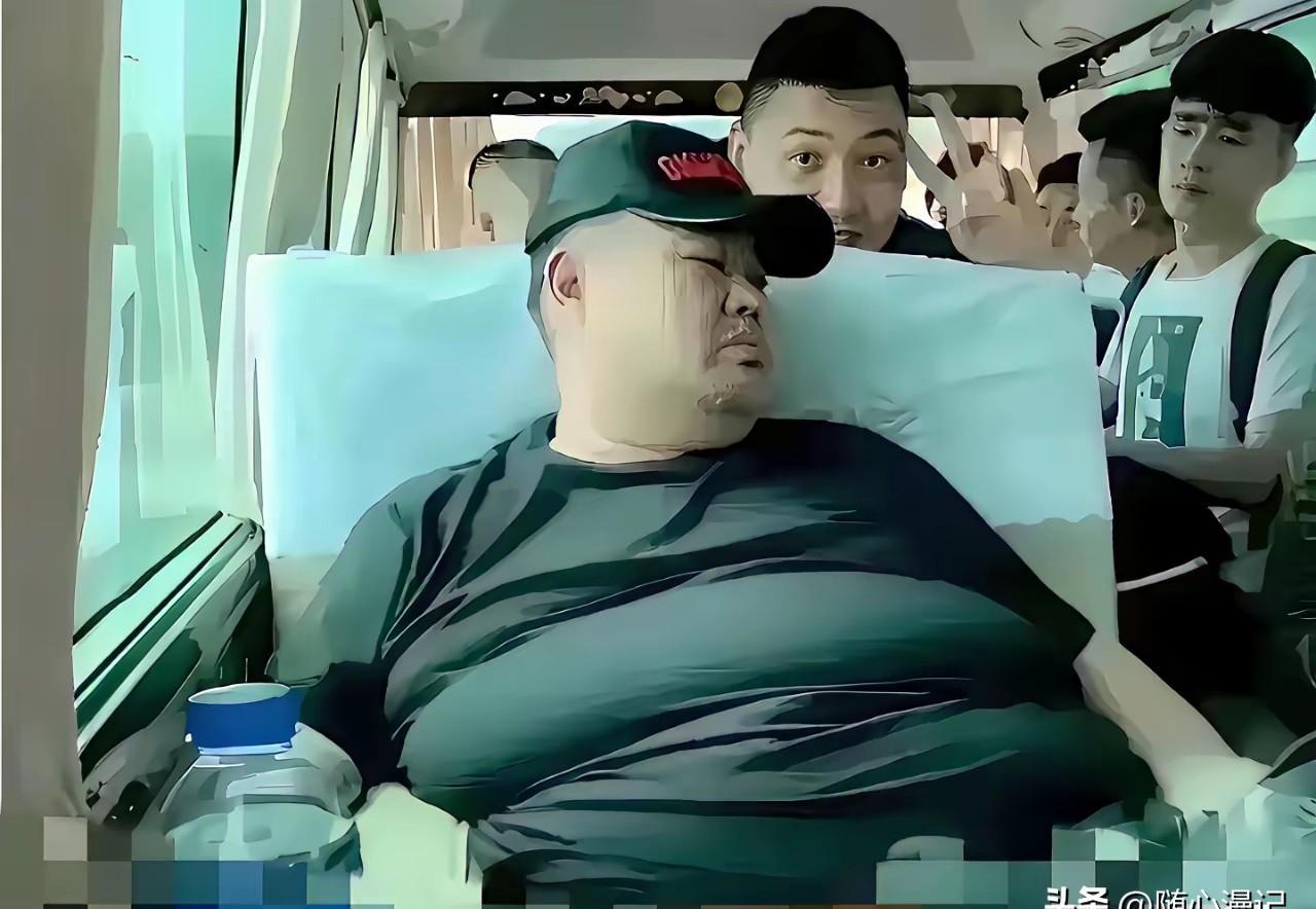 你以为孙越的“重量级”只是个包袱？
错，他是德云社最值钱的“定海神针”。
台上岳