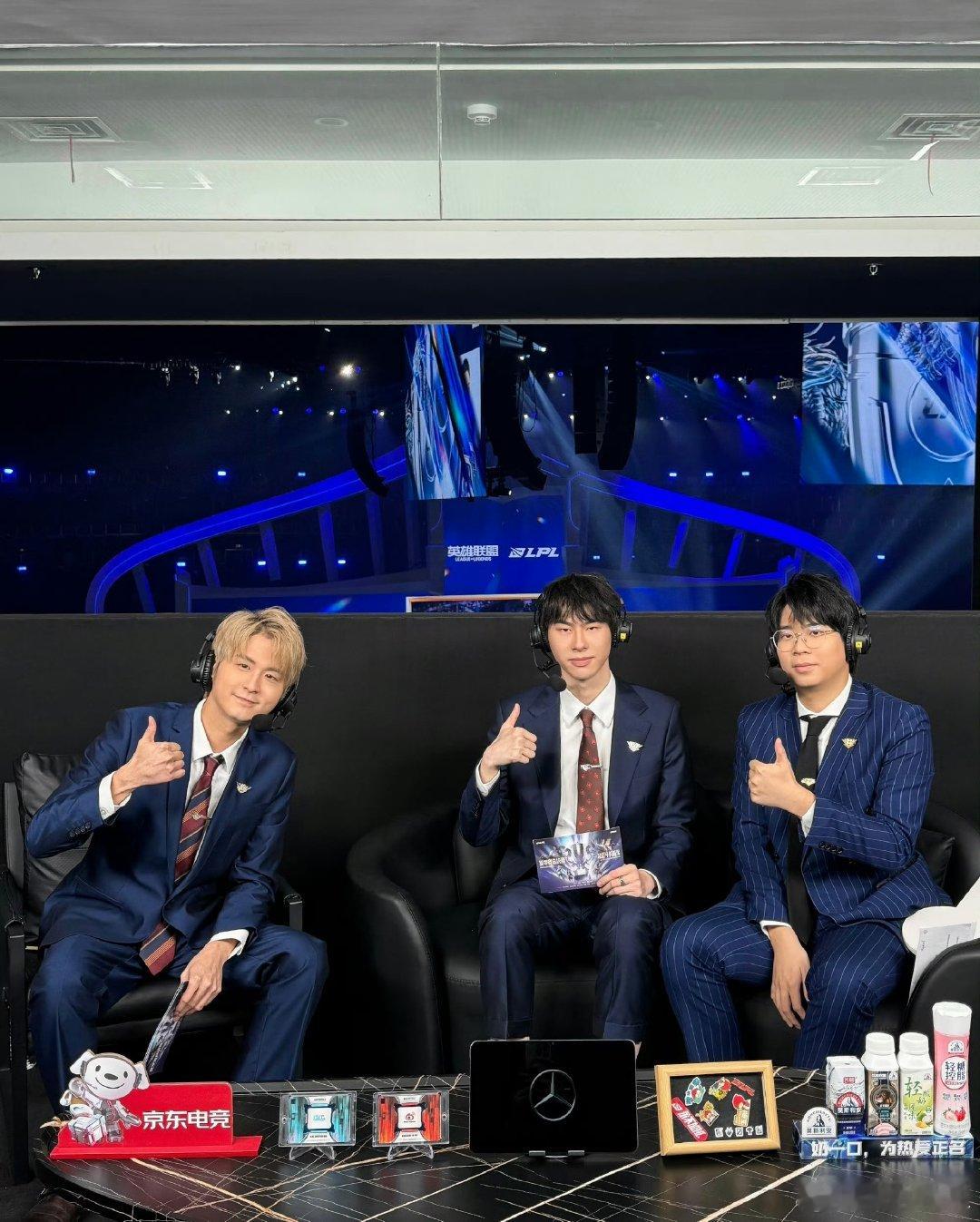 说腾讯没钱了请不起嘉宾 本来决赛邀请码头的 钱不够不来 这不就是实话吗？你就是把
