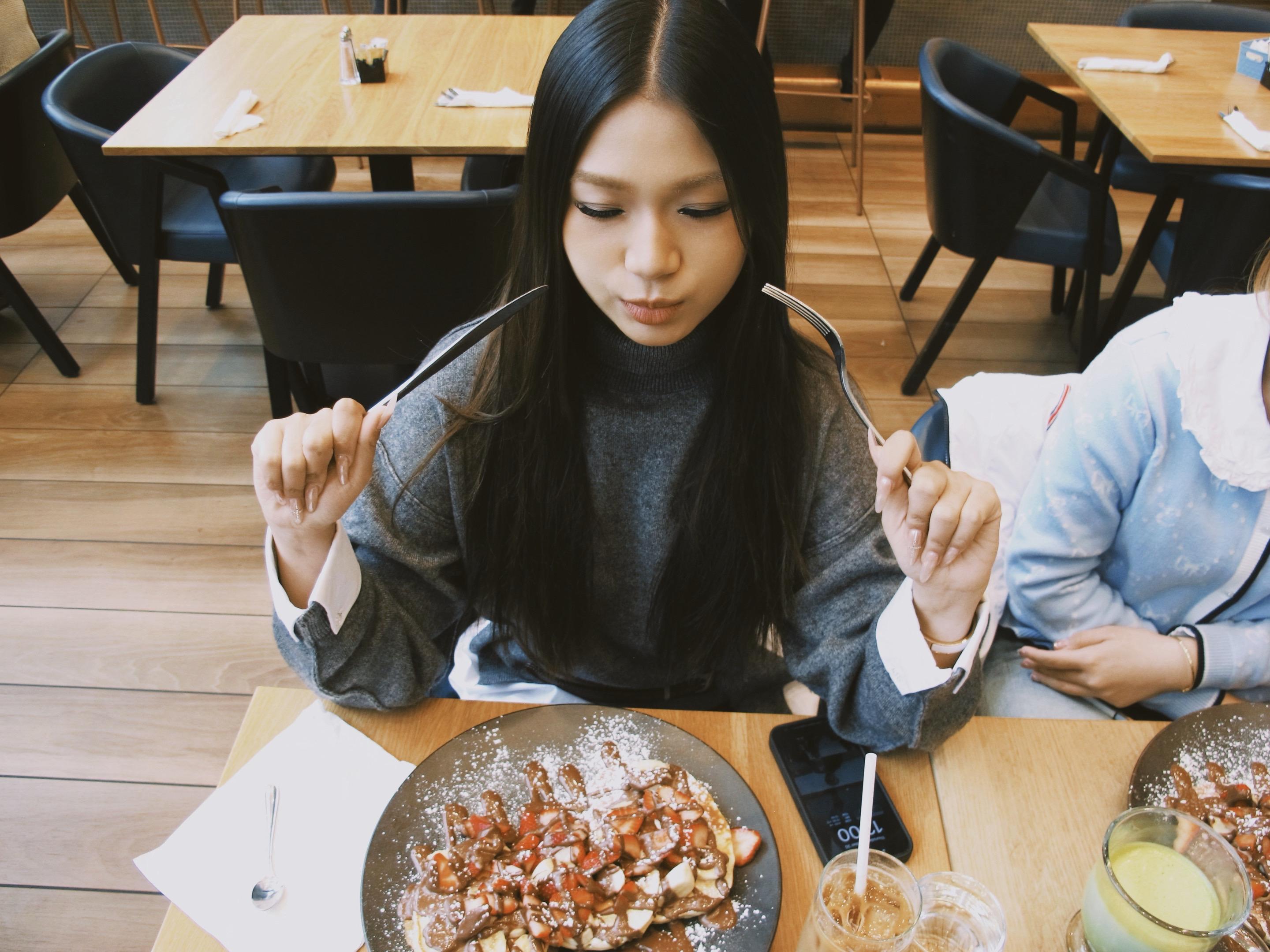 我选择颜人中的新歌作为秋天的解药