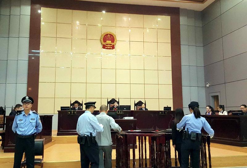 2023年9月2日，阳西县金龙鱼金厨（广东）调味食品有限公司出大事了，一名工人在