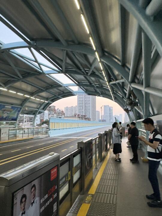 厦门人都不坐brt吗……