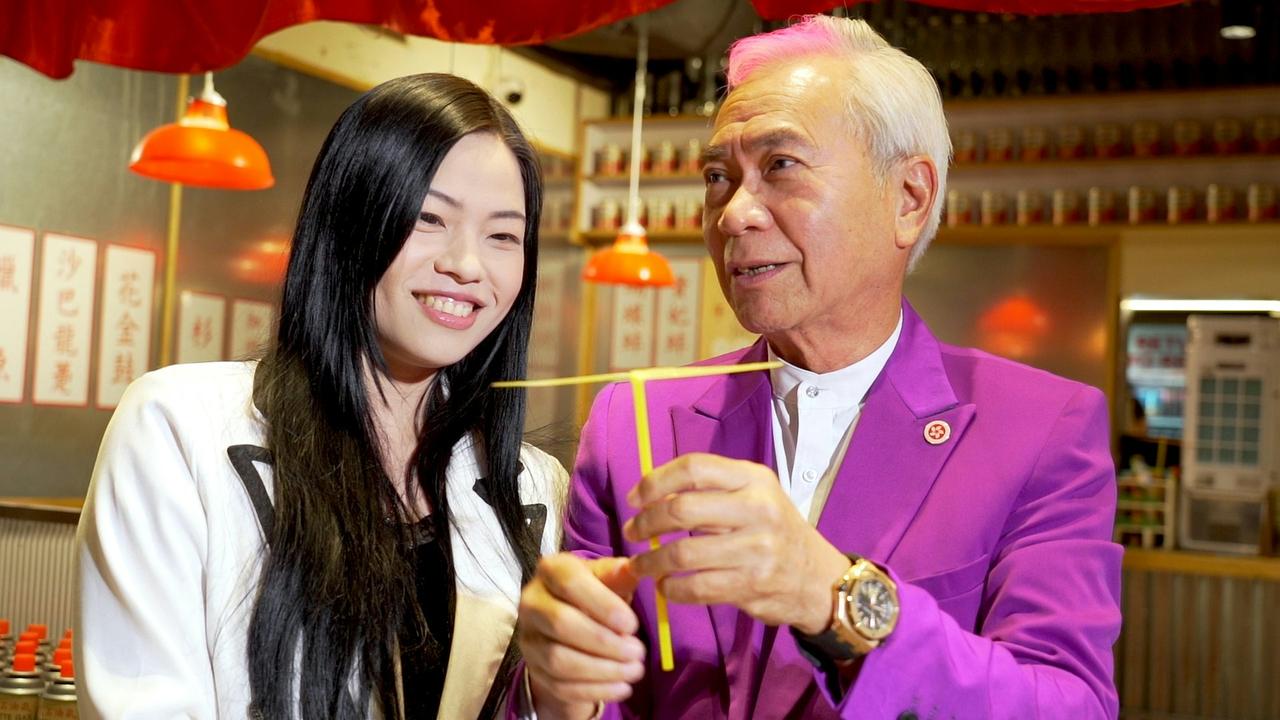 被问到现阶段是否已经联络了律师商讨未婚妻王青霞案件，李龙基说：律师一直都在跟进，