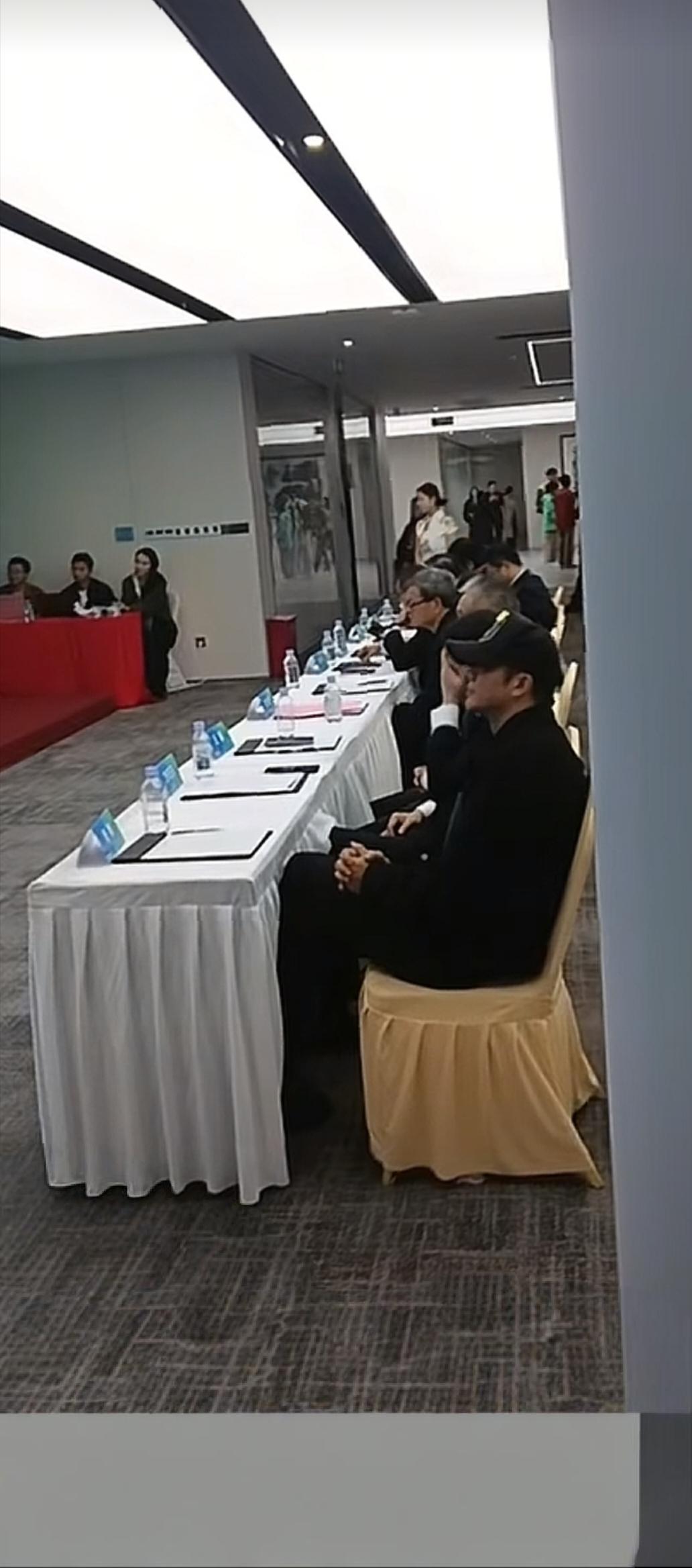 好想好想再见面😭😭。