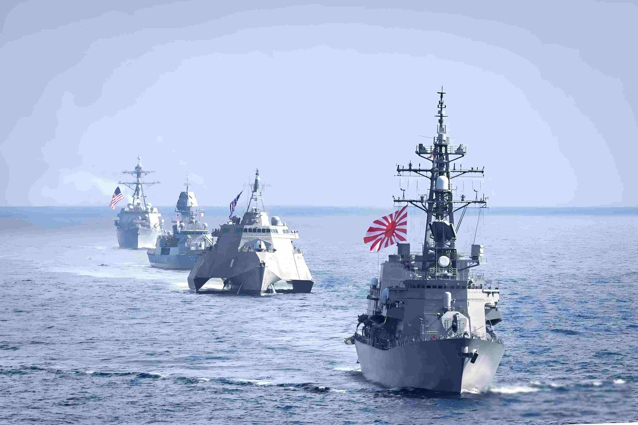 日本海上自卫队悄悄重组，导弹架到熊本县，台湾海峡来了艘日本军舰，这事儿没那么简单
