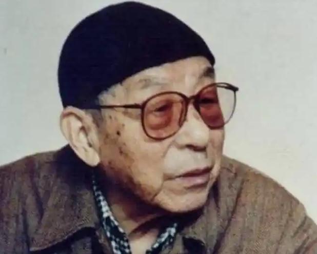 张学良在101岁去世前，终于道出了真相：“其实，当年我被扣押时，真正保住我性命的