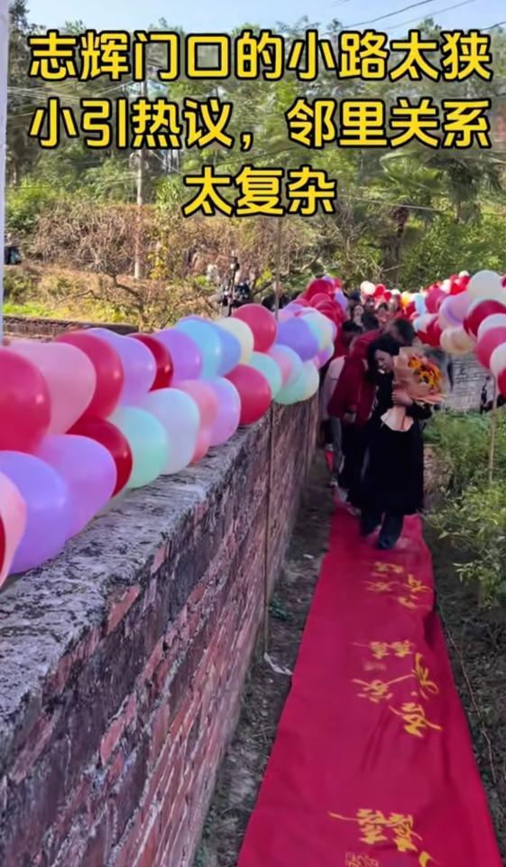 认亲刚满3个月，梁爸直播间的家电链接已经挂到了第12个——你敲下“消费悲情”四个