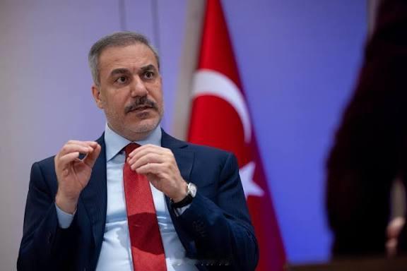 土耳其外交部长哈坎·菲丹向《金融时报》表示：“如果美国听从内塔尼亚胡建议执意要同