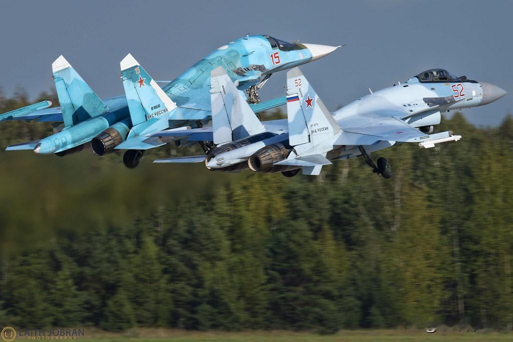 已确认俄军苏-35战机击落了一架乌军的苏-27战机！
乌克兰的苏-27战机飞行员