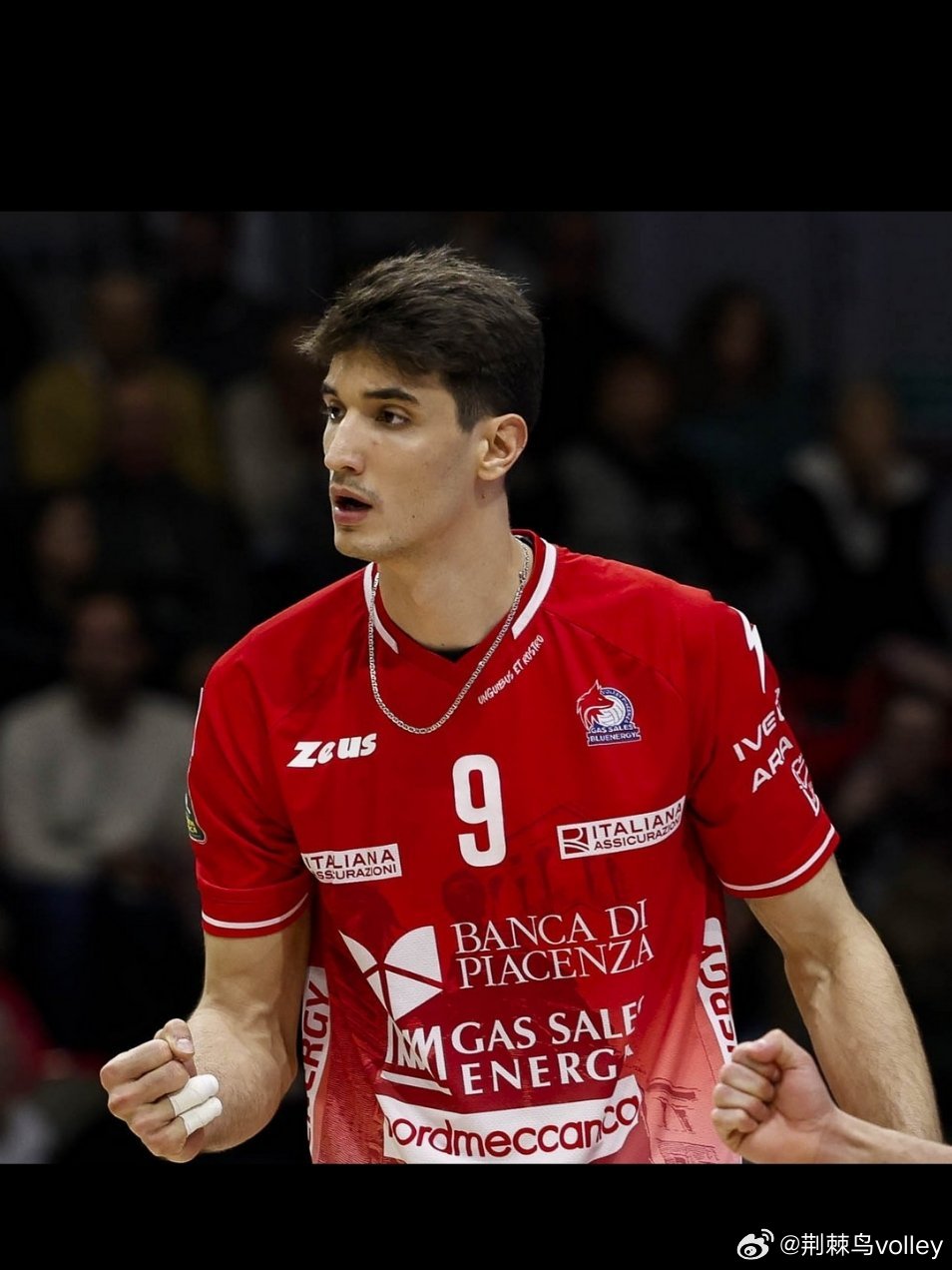 不愧是土耳其一哥，单场9记ACE火爆了🔥。22扣13中1失1被拦9发，拿下全场