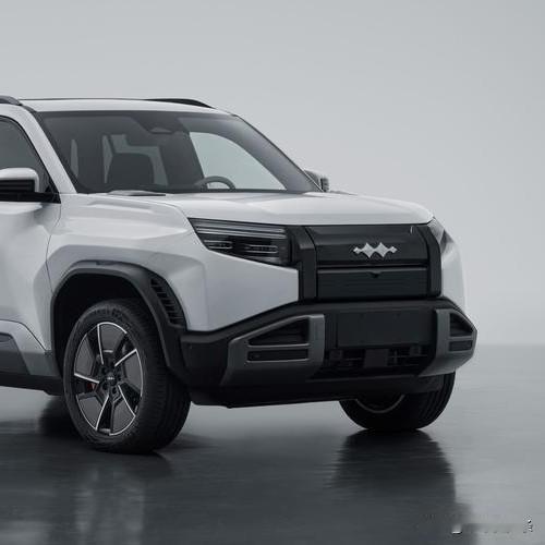 不用赶时间，累了就在车里歇会儿，超大杯架连奶茶都能稳稳放下。

马年的快乐，就是