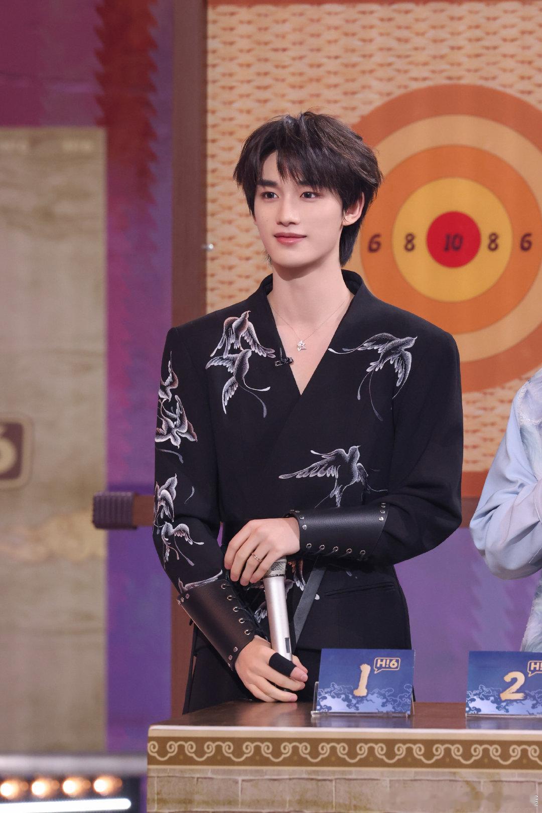 丁禹兮喊丁程鑫丁哥 丁程鑫被丁禹兮叫丁哥的反应 你好星期六 丁禹兮×丁程鑫：互喊