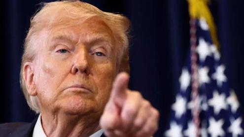 爆点！美军夺岛根本不是哈尔克岛，特朗普野心藏不住了。美军中东重兵集结，真正目的彻