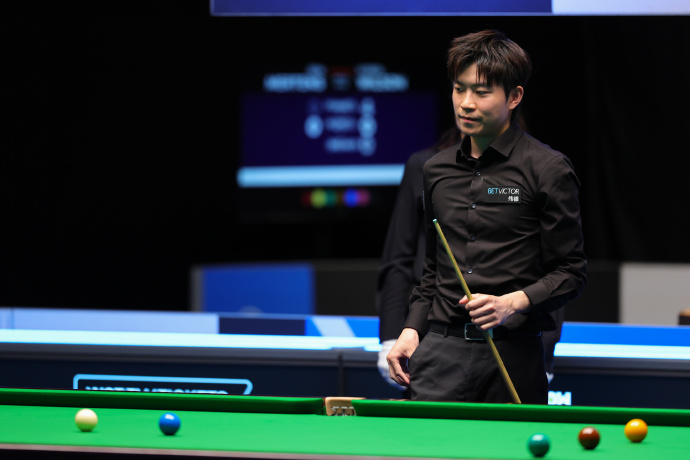 斯诺克北爱尔兰公开赛；张家玮4-0横扫宾汉姆，晋级16强