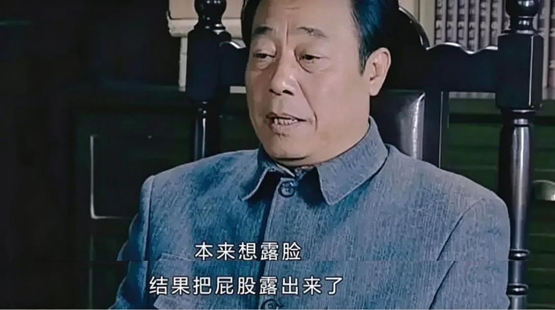 有人说，特朗普做了许多好事，比如告诉全世界美国已经不行了！

这个人就是卢卡申科