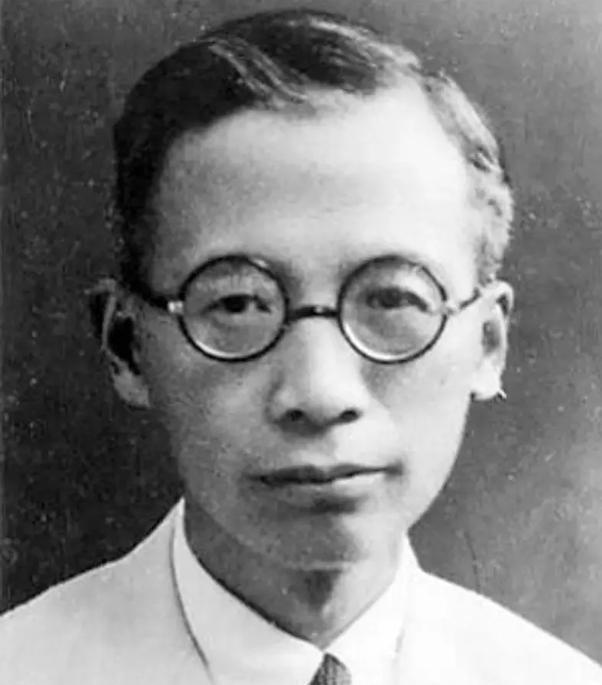 1918 年，28 岁的竺可桢博士毕业时，被女校长堵在了家里。校长竟然说：“你娶