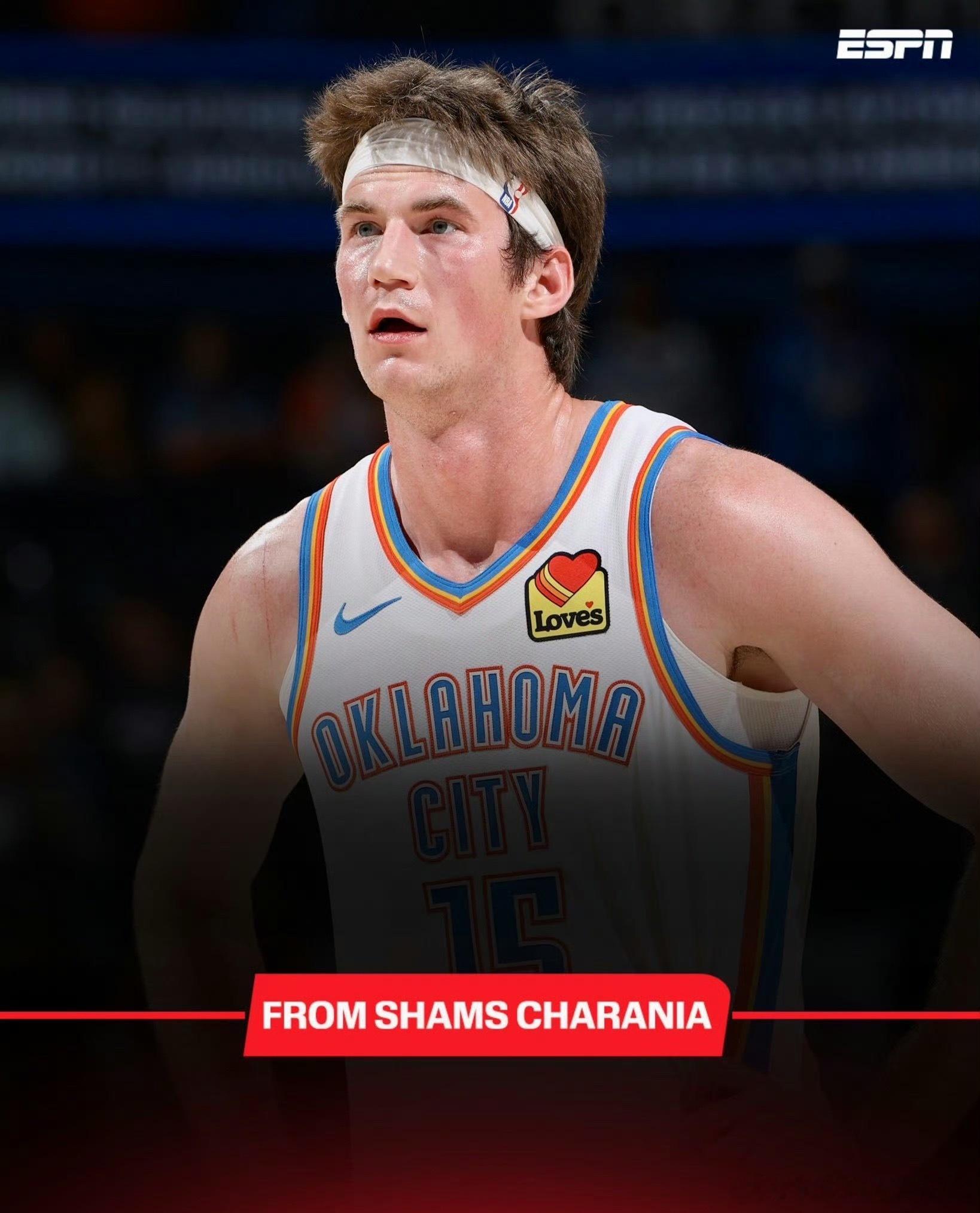 NBA自由市场开启开拓者不仅留下了罗威，然后又签了个中锋，这是啥意思？小杨上场顺