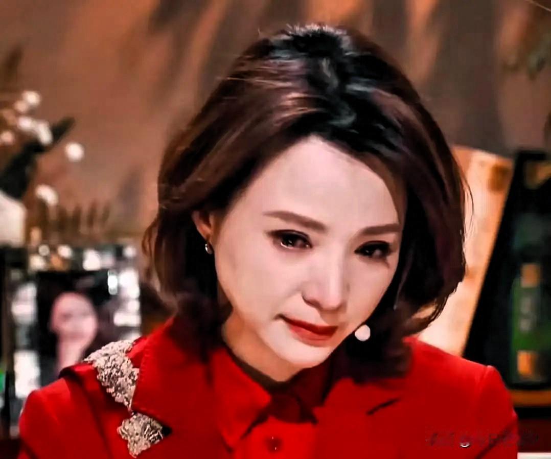 密春雷估计后悔死了。
本来百亿身家风光无限。
但是他无论如何都没有预料到，娶了董