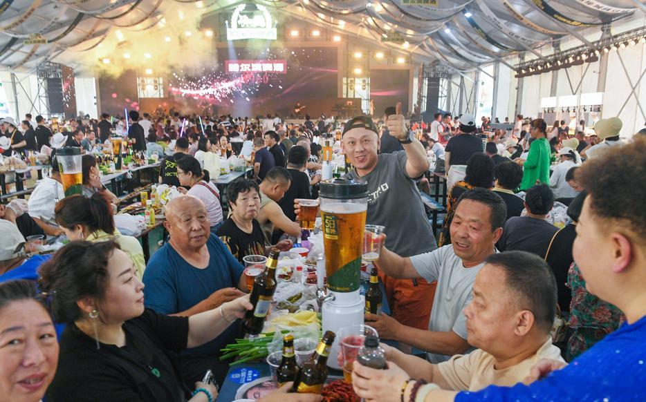 新时代新龙江哈尔滨国际啤酒节 第二十四届哈尔滨国际啤酒节落地冰雪大世界园区，不同