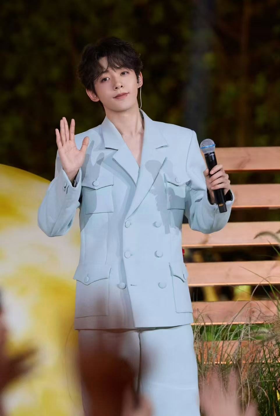 邓为去央视跨年晚会邓为央视跨年晚会行程 哇哇哇！邓为去央视跨年晚会啊！期待为子亮