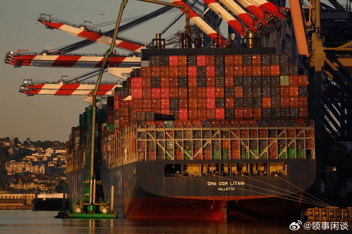 【特朗普发布了60天的豁免令，暂停要求美国港口间运送船只必须悬挂美国国旗】[呃，