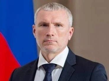 俄罗斯国家杜马议员阿列克谢·朱拉夫廖夫：

我们需要做出军事回应：用鱼雷攻击或者