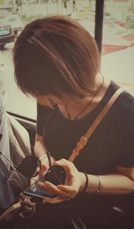 33岁女子发擦边照诈骗被刑拘，据《法治进行时》1月3日报道： 北京一名33岁女子