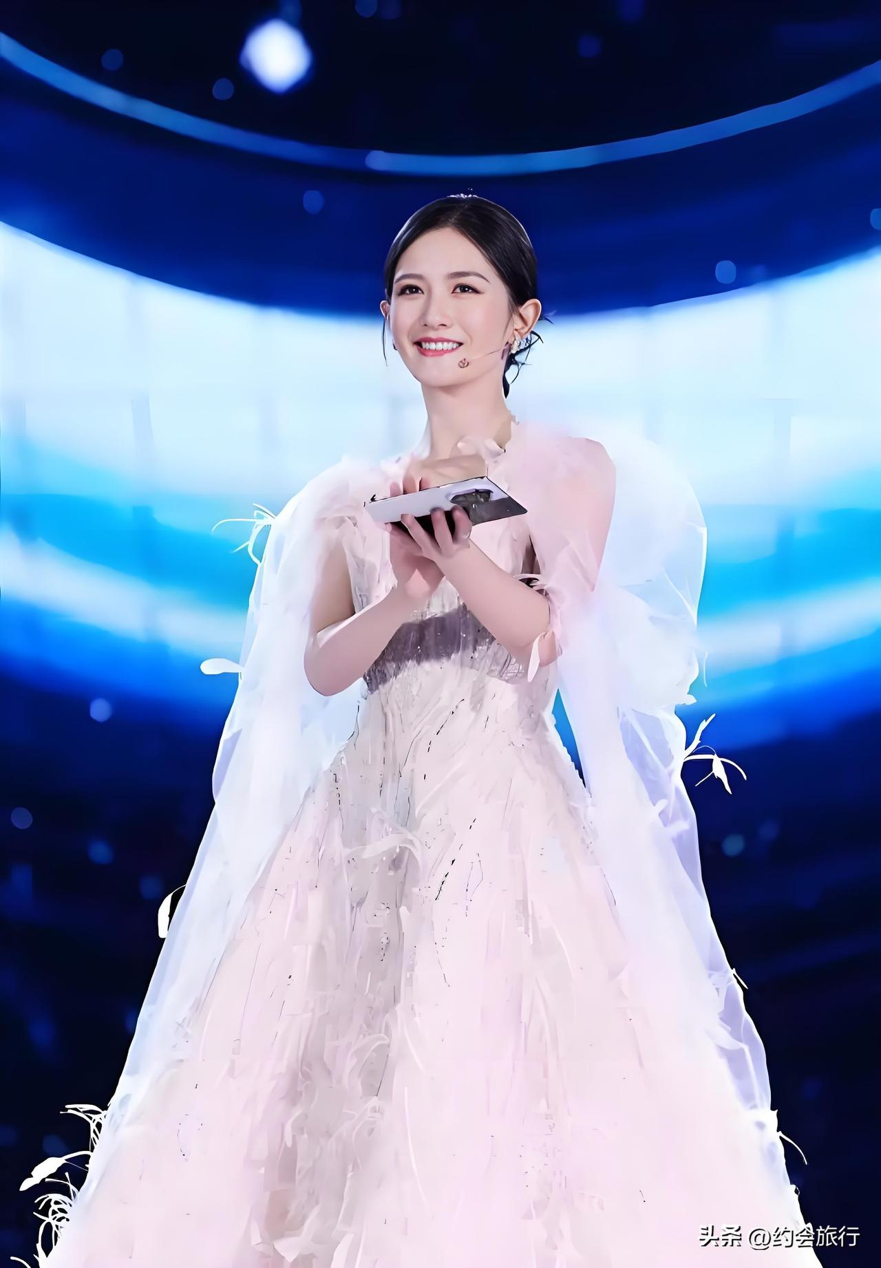 谢娜演唱会，取消了。

北京站7月11日的场次没了，票全退，连酒店机票退订损失都